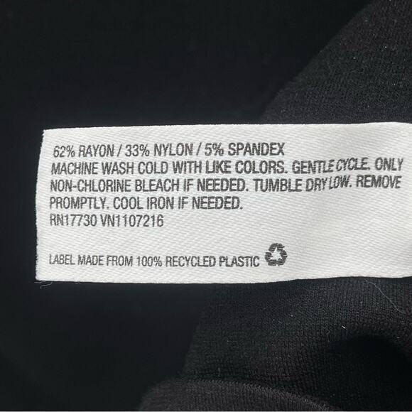 The Nines by HATCHT Maternity Short Sleeve Off the Shoulder Ponte Top Black XL - Picture 8 of 9